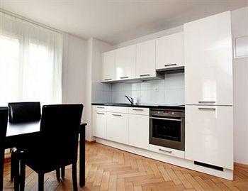 Guesthouse Dienerstrasse Цюрих Екстер'єр фото