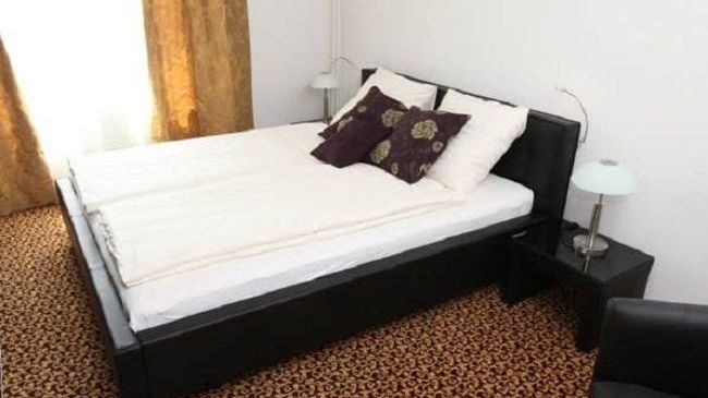 Guesthouse Dienerstrasse Цюрих Номер фото